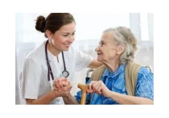 پرستاری شبانه روزی سالمند خانم در رشت هفته ای یکروز تعطیلی با نهار