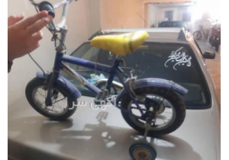 دوچرخه کودک آبی رنگ دوچرخه کودک آبی رنگ دوچرخه کارکرده و نیاز به تعمیر