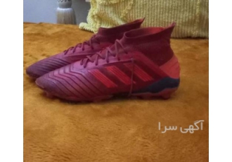 کفش فوتبال آدیداس استوک سایز 44 هست درجه 1