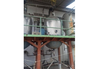 دستگاه تغلیظ بچ دستگاه تغلیظ بچ به همراه دو کپسول به قطر 150 و کندانس