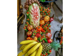 میوه آرایی ویژه شب یلدا باسلام خدمت دوستان عزیز میوه آرایی و حکاکی
