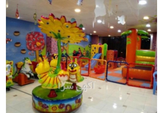 مشاوره و طراحی و احداث انواع خانه کودک (شهربازی)