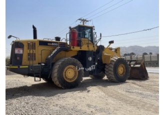 لودر ۶ ۶۰۰ کوماتسو درجه ۱ لودر کوماتسو 6 600 مدل 2013 بدون شکستگی