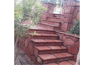 اجرای سنگ ورقه ای برای نمای پله ای با رنگ قرمز در آبعلی اجرای سنگ ورقه