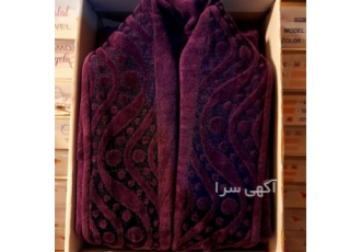 حوله تنپوش دارای طرح متنوع
