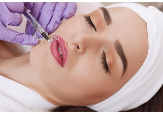 تزریق انواع ژل های زیبایی در کلینیک زیبایی مهرنگار در کرمان چهره ای