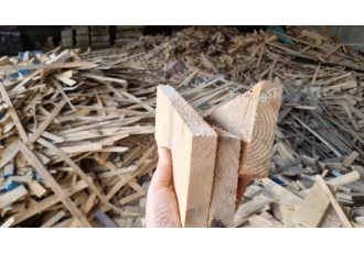 فروش ضایعات چوب نراد ضایعات چوب نراد زیر دستگاهی تناژ بالا 40 تا 50 تن