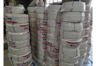 اذین شیلنگ تولید انواع شیلنگ های pvc از جمله شیلنگهای اب گاز فشاری قوی