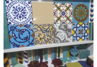 فروش کاشی سنتی تک رنگ و طرح دار در شیراز فروش کاشی سنتی تک رنگ و طرح
