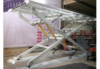 نصب انواع آسانسور و بالابر پارکینگ و خودروبر در کشور