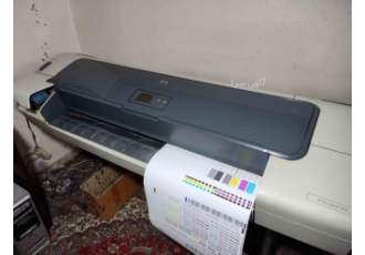 دستگاه پلاتر t۶۱۰ دستگاه پلاتر t610 عرض 106 کارتریج رنگ قابل شارژ