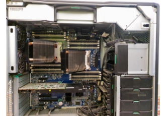 فروش ورک اشتیشن HP Z۸۴۰ کم کار در حد نو مناسب رندرینیگ و کارهای سنگین