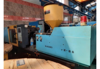 فروش دستگاه تزریق پلاستیک ۱۲۰ تن هایتای در تبریز فروش دستگاه تزریق