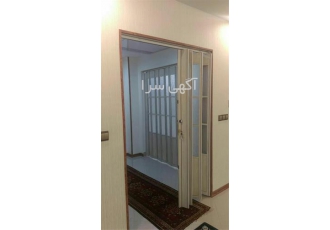 درب آکاردئونی چوبی - فروش درب ضد آب