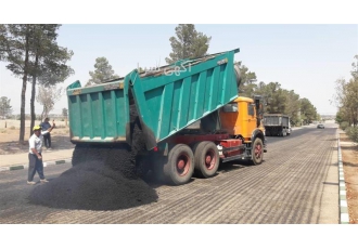 اجرای آسفالت کاری خیابان و محوطه در اسرع وقت در محمدشهر اجرای آسفالت