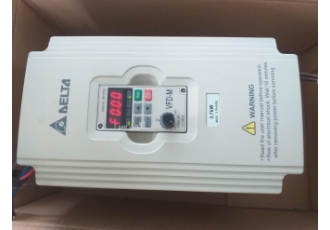 اینورتر دلتا ۳/۷کیلو اینورتردلتا 3 7کیلو سه فازسریm نو فقط تست شده