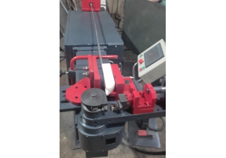 دستگاه خم nc و cnc