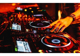 دیجی dj مراسم تولد دورهمی عروسی مهم ترین قسمت هر جشن و دورهمی دیگه ای