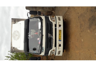 باربری رویال حمل نقل اثاثیه منزل اداری تجاری با کادر مجرب خوش اخلاق