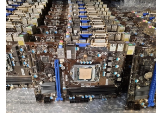 مادربرد H۶۱ MSI نسل ۳ Main h61 msi Socket 1155 نسل 3 ساپورت بسیار تمیز
