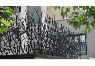 فروش نرده حفاظ روی دیوار