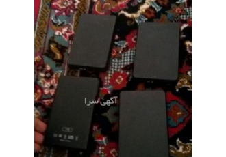 پنج دستگاه هارد یک ترابایت 4تا هارد اکسترنال است همراه با یک هارد