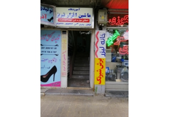 برش لیزر و نجاری در کارگاه خانه ی لیزر خدمات متعددی ارائه میگردد