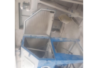 فروش یک دستگاه سند بلاست کابینی دست دوم یک دستگاه سند بلاست کابینی خیلی