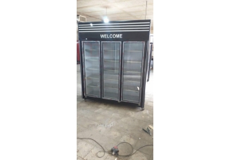 فریزر سه درب ایستاده عایق بندی تزریق فوم 18ماه گارانتی و 5سال خدمات پس