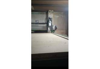 سی ان سی (cnc) چوب مدل Caterpilar با سلام zwnj احترام خدمت کلیه زحمت