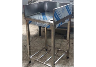 بهترین میز قصابی در شهرکرد میز زیر گریل دارای ارتفاع 60 سانتی متری است