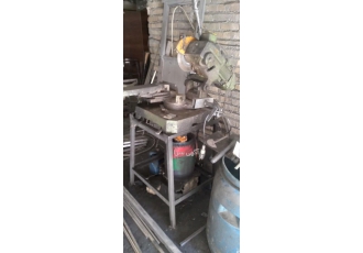 آره آب صابونی تک فاز یک عدد اره آب صابونی تک فاز درحال کار بی عیب ونقص