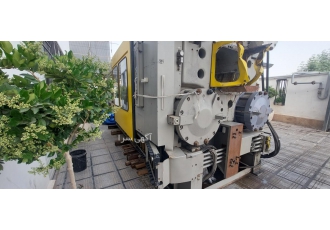 دستگاه تزریق پلاستیک دستگاه تزریق 1000 تن ساخت آلمان مدل 1995 طراحی