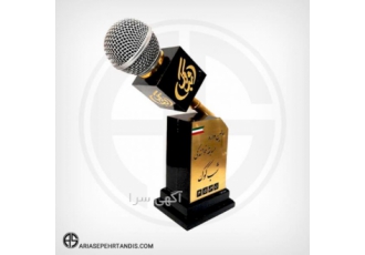 سازنده تندیس تندیس یا مجسمه پیکره zwnj ای است که اغلب به هدف یادآوری