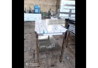 ساخت میز کار استیل، میز استیل کنار دیوار