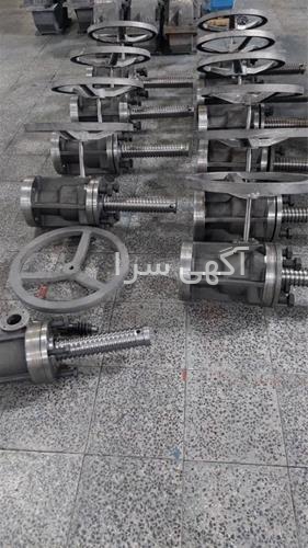بالابر برقی انسان