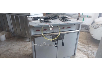اجاق گاز ۴ شعله با فر زیر ده من استیل در ساری اجاق های فردار دارای سینی