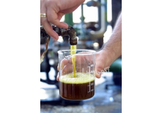 عرضه و فروش عمده روغن سویا دامی در سنندج فروش روغن سویابا کیفیت عالی