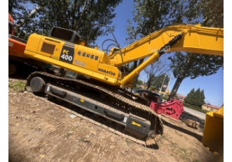 بیل مکانیکی کوماتسو 400 خط 8R کدEXK262 (موجود در گمرک)