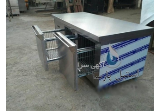 فریزر میز کار استیل ۱۹۰ سانت ایده آل برای آشپزخانه‌های صنعتی در تهران