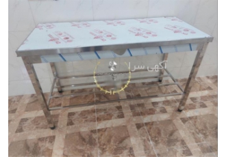 طراحی و ساخت میز کار وسط استیل در تهران میز کار صنعتی در دو مدل کلی وسط