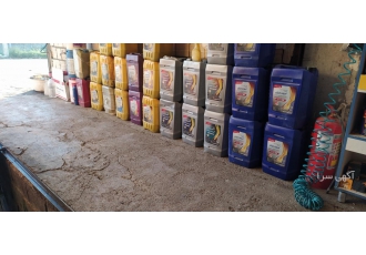 فروش گالن پلاستیکی دست دوم تعداد 100 گالن 20 لیتری دست دوم دارم گالن