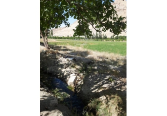 فروش زمین باسلام فروش زمین 4هکتاری توروستای کمندفیرزکوه که این زمین