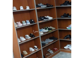 فروش عمده انواع کفش مجلسی ، اسپرت ،طبی ، صندل و دمپایی