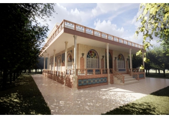 طراحی نما باغ ویلا طراحی ودکوراسیون داخلی روفگاردن گروه مهندسی معماری