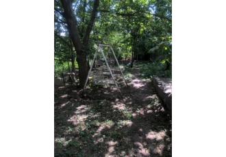 ۳۵۰متر باغ با بنای ۷۵ متری واقع در روستای امامه(فشم) فروش باغ مناسب