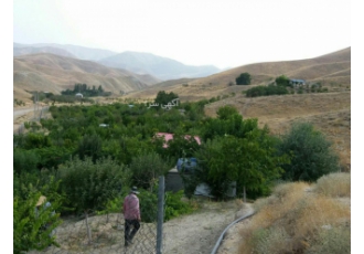 باغ ۱۰۰۰ متری گیلاوند دماوند واقع در شهرک باغی این باغ در یک شهرک باغ