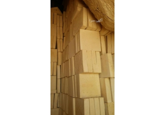 فروش آجر و خشت سنتی کارخانه اصفهان و یزد فروش خشت و آجر ارسال به سراسر