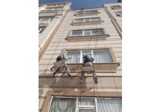 راپل کار در ارتفاع در همدان پیچ و رولپلاک نماهمدان