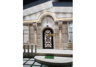 ساخت درب فلزی درب آهنی و درب ورودی ساختمان پایون چندین سال تلاش